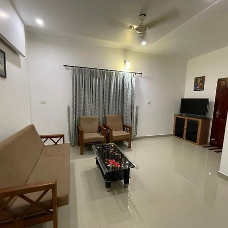 Dream Home Kochi Tripunithura Εξωτερικό φωτογραφία